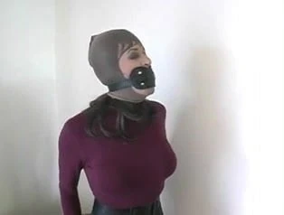 Niewola tranny 2