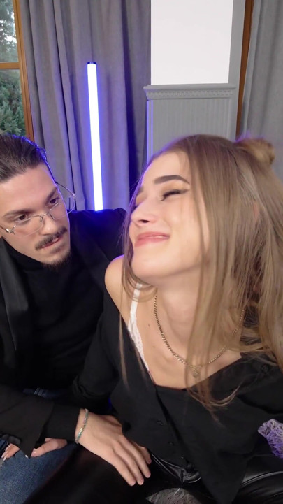 이 남자를 속이고 마누라를 따먹어