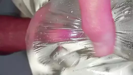 Passionerad solo med leksak i duschen💦