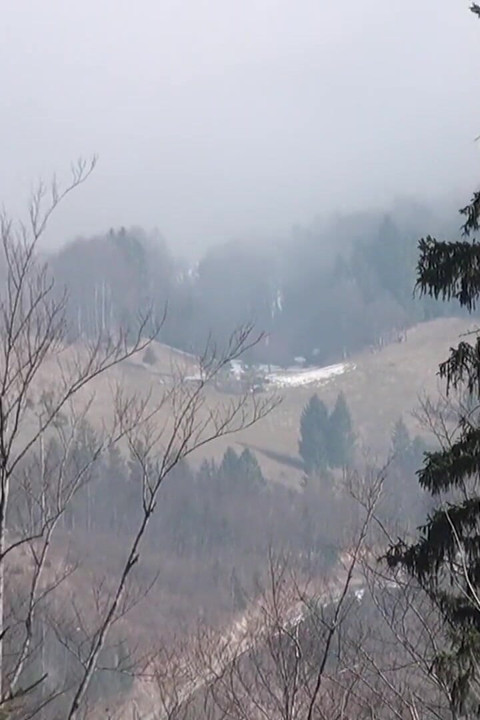 Shes a Freak - Big Tit Lana Uses Skier Toys to Pleasure Herself in a Snowy Peak Before Villa Play
