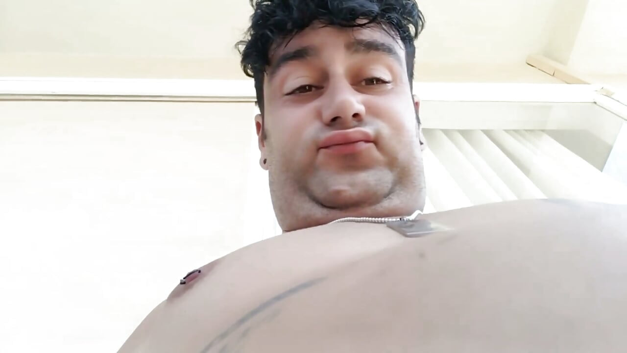 Eu amo meu look gordo - queixo duplo, peito grande e barriga grande