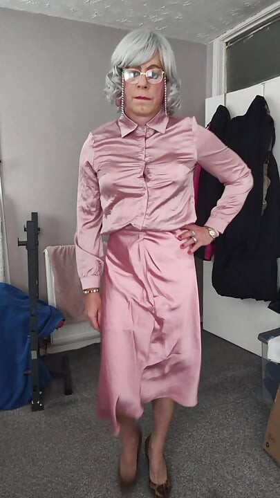 Grandma's not wearing any panties and got a skirt bulge