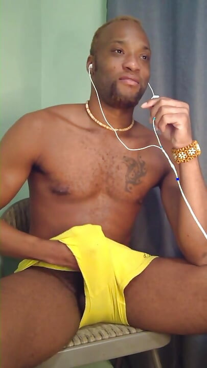Kennie Jai Jerks off on Webcam in Sexy Shorts