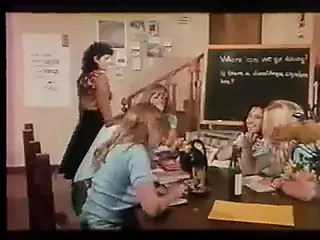 Angela et ses amies avec Catherine Ringer - 1981