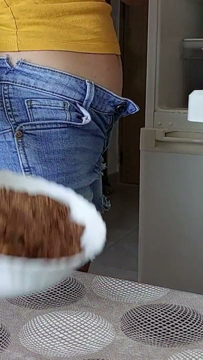 Sensual hairy woman in the kitchen. Sexy mom, hairy pussy, big ass, vacuuming the house naked. Hairy Latina big nipples. | Clip 1