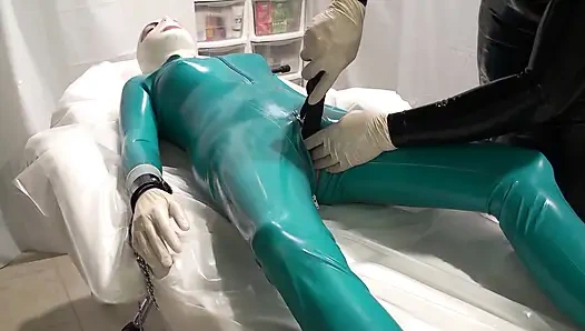 Seorang amatir mengganggu dominatrix, leher burung hantu muncrat, bug kehidupan 2 sudut