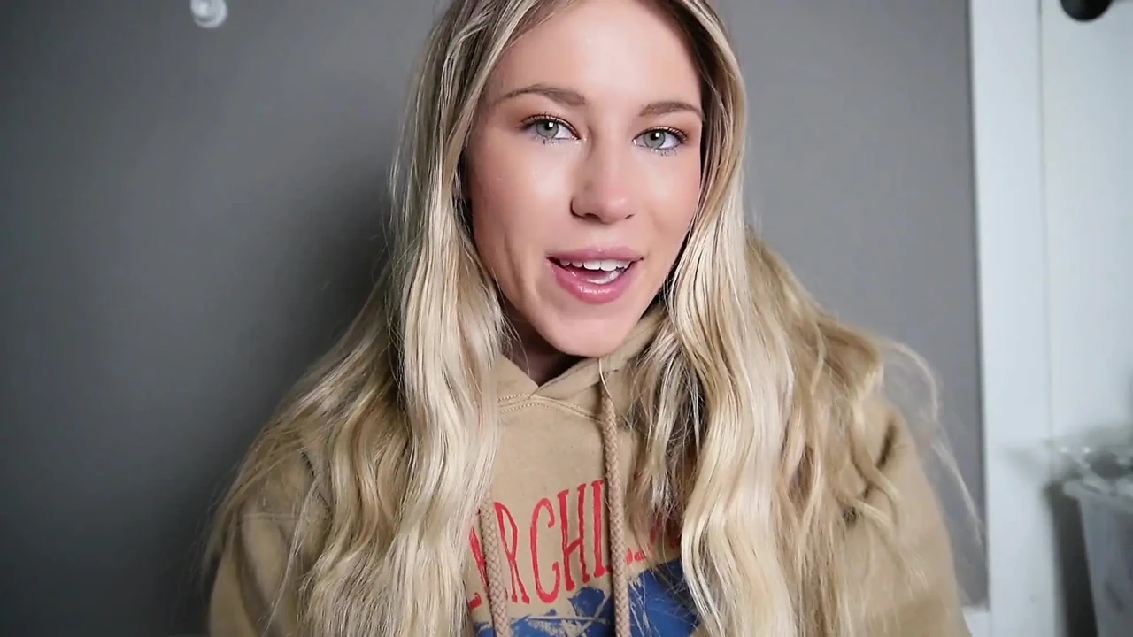 用精液覆盖我的袜子