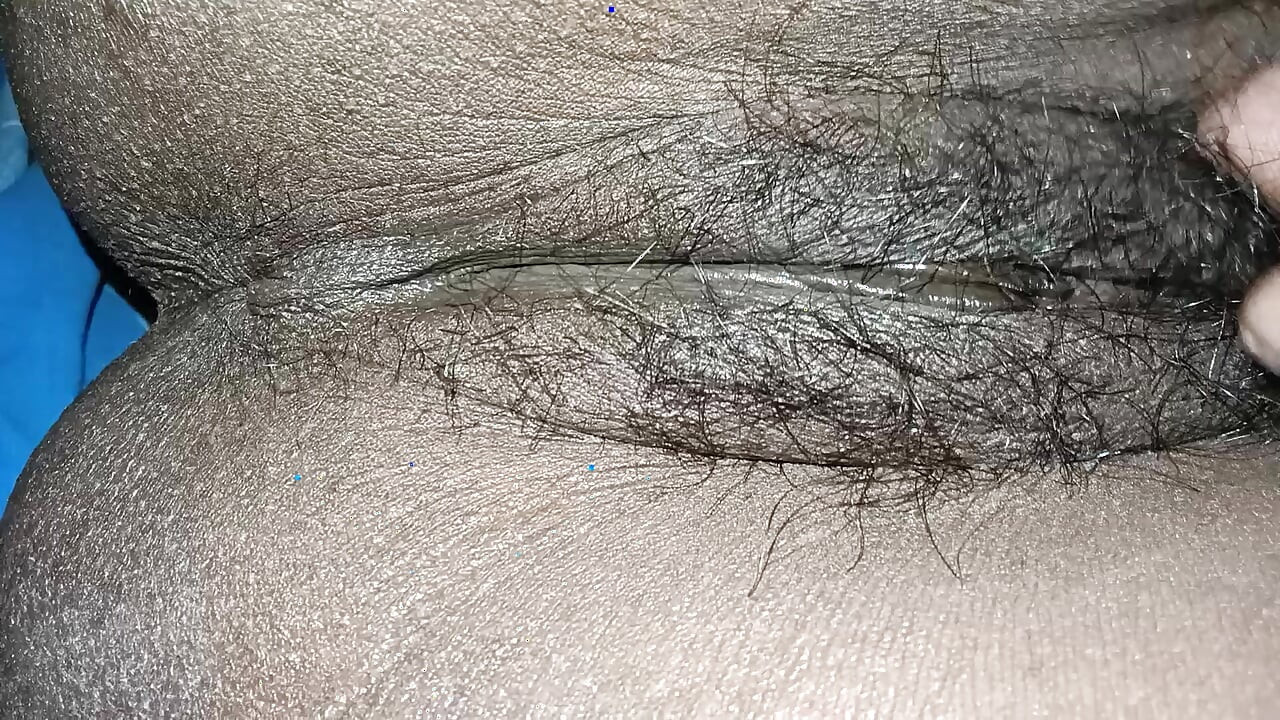 Desi Suhagrat Ka First Time Saree Me First Time Bhabhi G Ki Hard Chudai Hanth Me Mehendi Lala Ke Hind Sex Videos