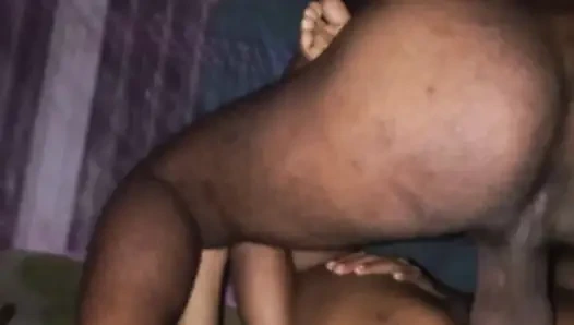 Hintli romantizm evde gerçek çift sahnesi