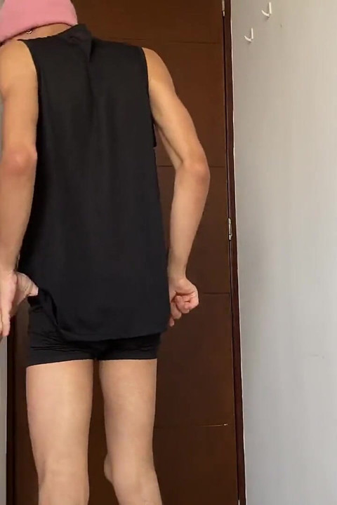 在我的陽台上裸體熱辣 - 獨家
