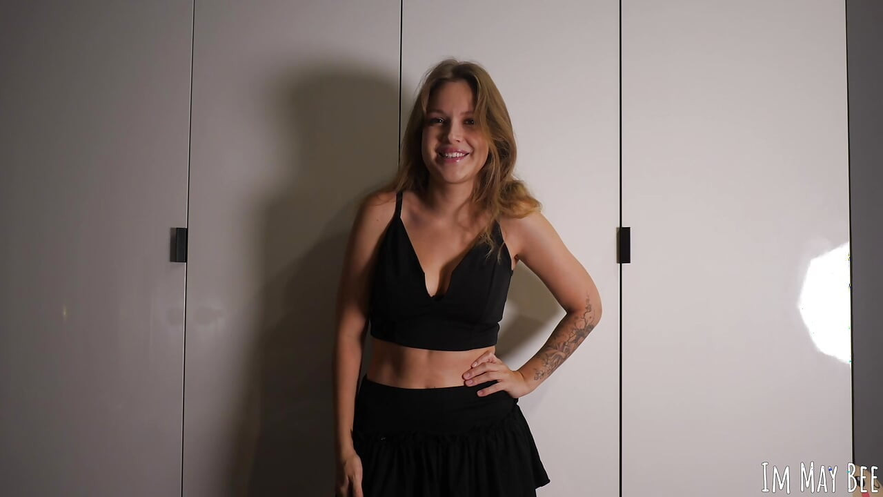 Jag kan inte bestämma mig för en outfit, låt oss bara knulla - virtuell sex