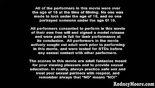 Cute blonde aughties girl gets a bubbly ending