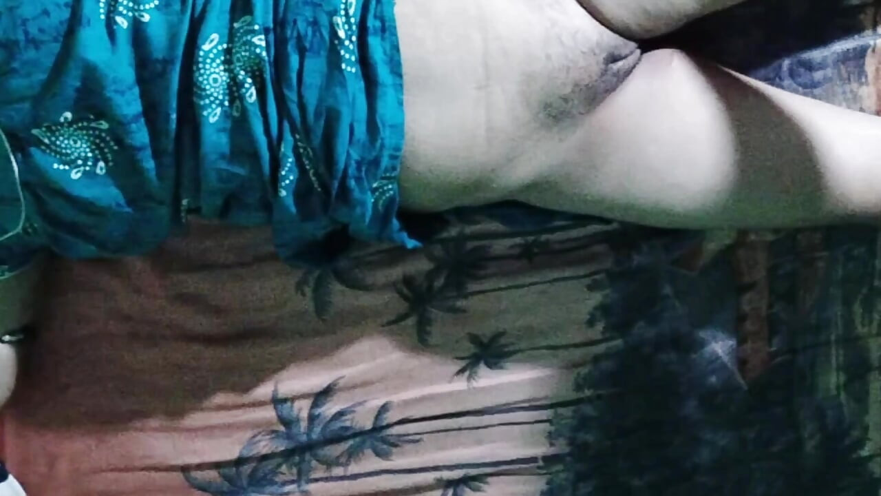 Urut sebenar oleh teman lelaki Bhabhi Hindi