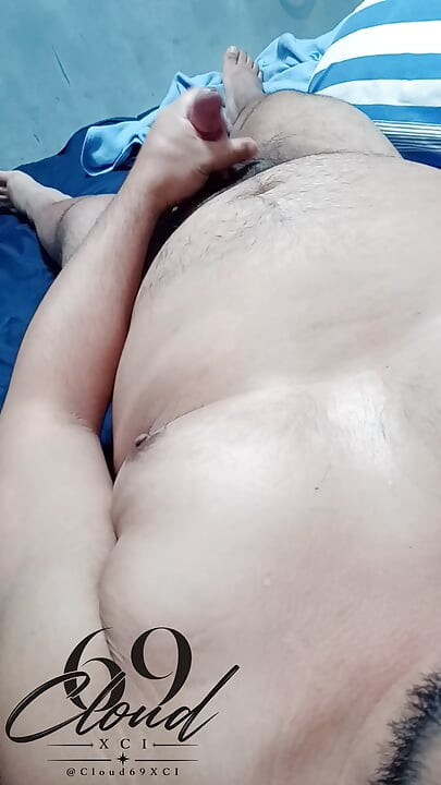 FILIPINO CHUB MASTURBATING