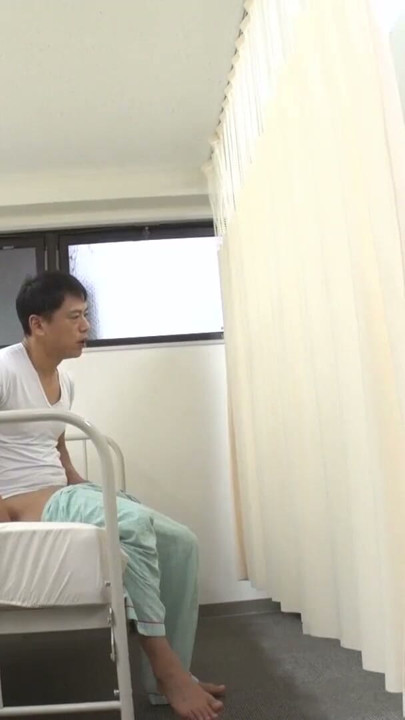 ASIAN JAPANESE PORN BLONDE BITCH GETS A DP AFTER GETTING | Clip 1