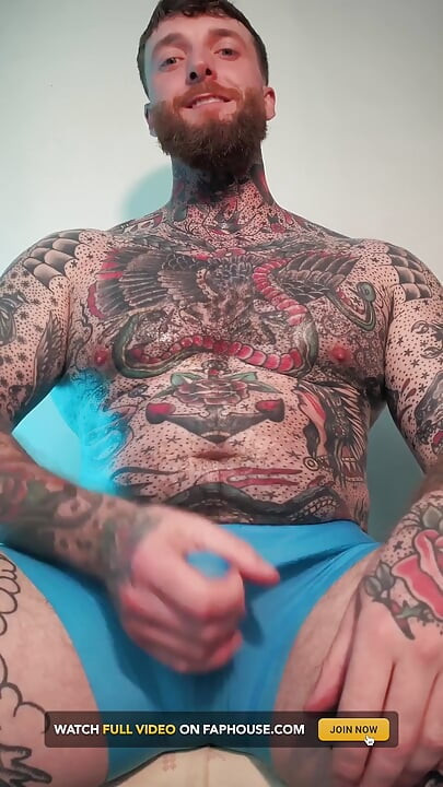 Tattooed Dom Worship Cumshot POV