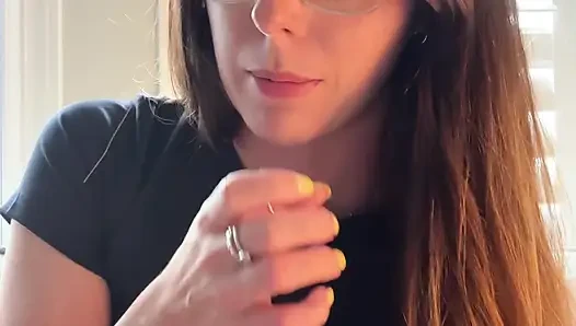 Hottie in Glasses Tells You How to Stroke!