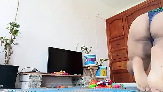 Yatak odasında zavallı götlü kadın