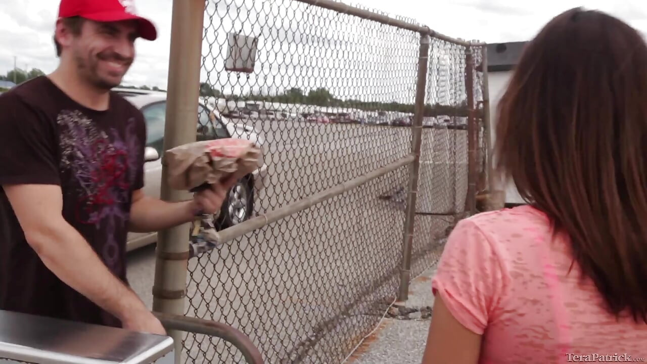 Double scène, trio hardcore et trio lesbien