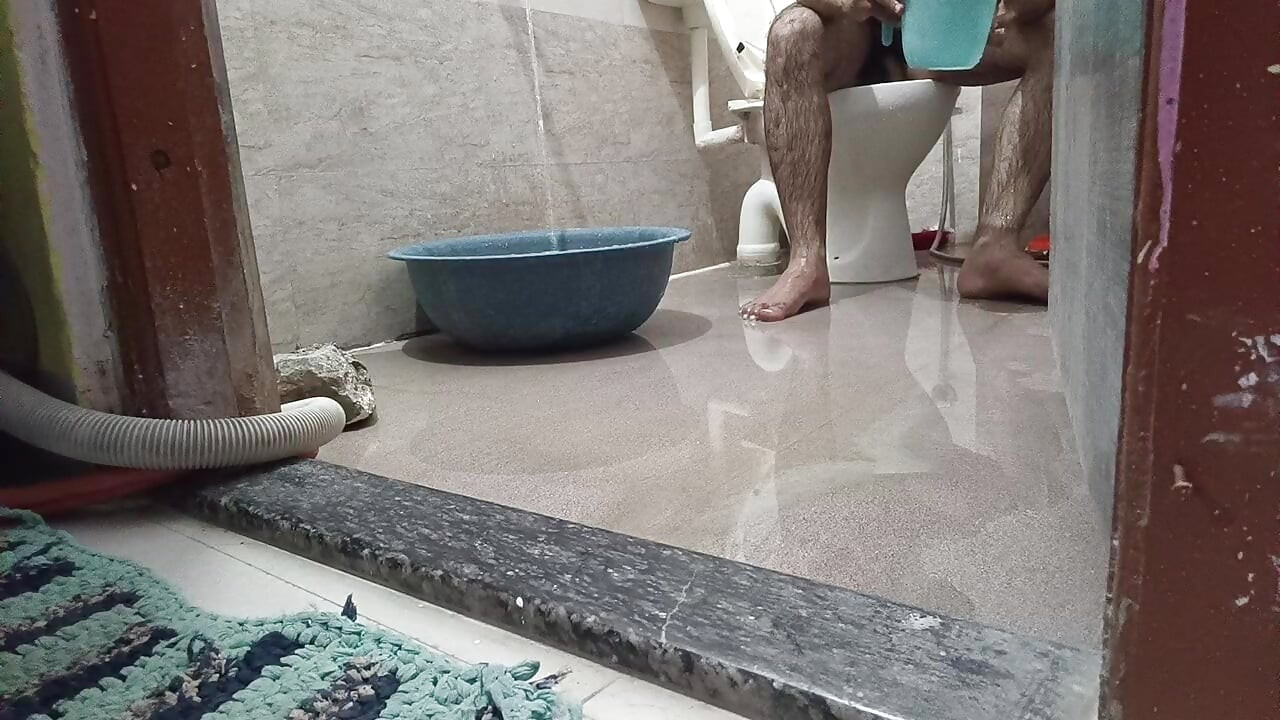 Kaun mere Sath nanga nahana pasand karenge