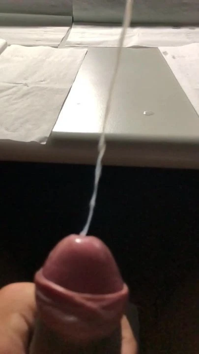 Exlposion cumshot and over five ropes to air