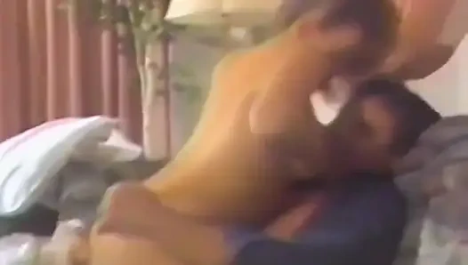 Bu nostaljik çiftten mastürbasyon ve sert eylem