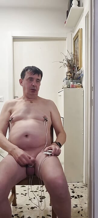 Nude nipple estim