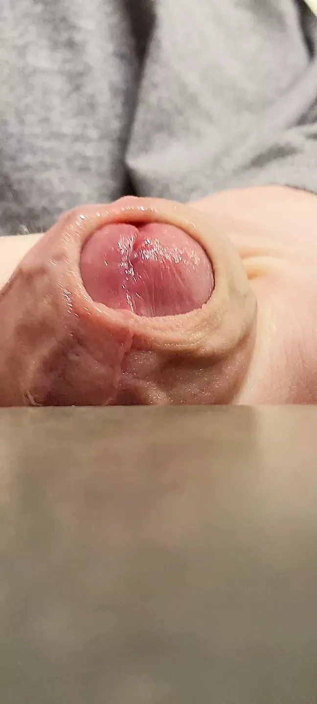 Close-Up Cumshot, Uncut Juicy Cock