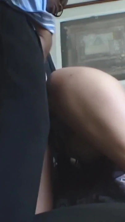 Poderoso momento de "Tomar una respiración profunda a una bbc hace que la milf rubia blanca Darryl Hanah sea más cachonda que cualquier otra cosa."