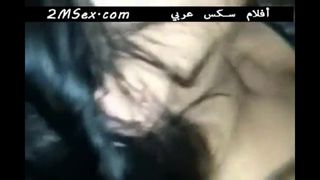 Arabska dziewczyna masturbuje się, część 2