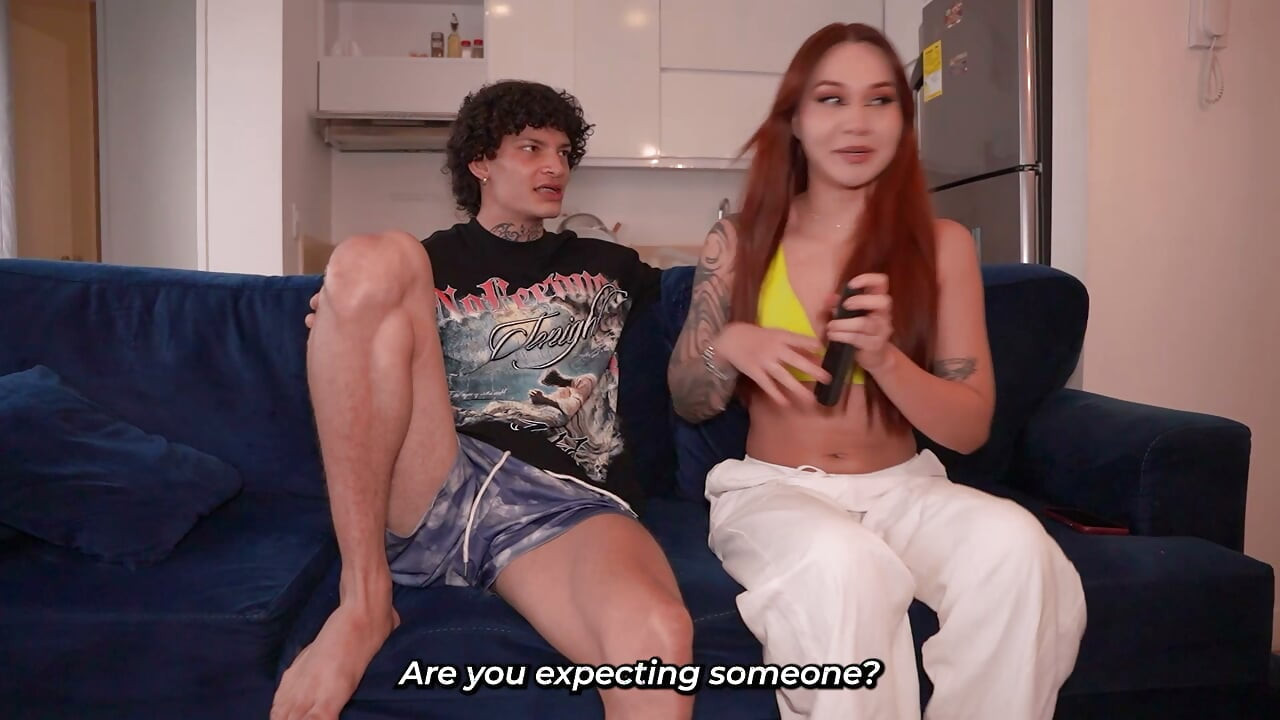I fuck my girlfriend and her best friend at the same time without my girlfriend suspecting a thing