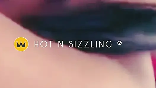 Klitorisimi yarakla ovuyor