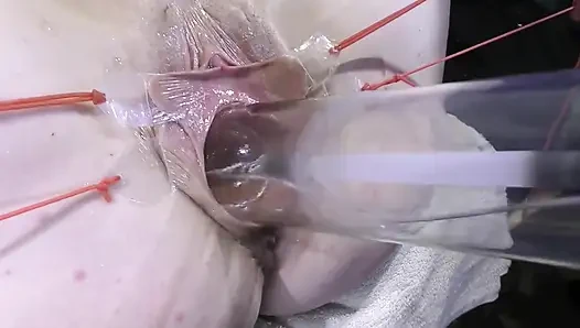 Uzak Yayılmış Vajina Yakın Çekimde Lambayla 1000watt