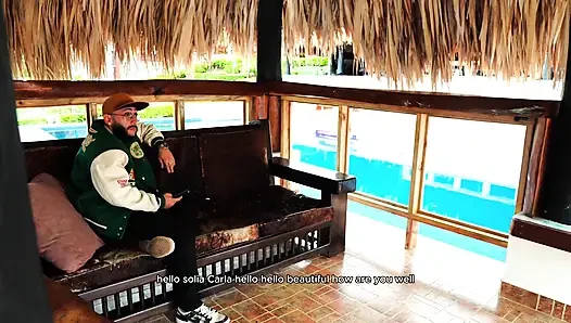 Rambut cokelat pantat besar meniduri pacar sahabatnya dengan pantatnya yang bulat besar
