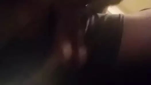 oturma odasında vurma