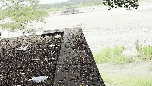 Kolombiyalı Kız Yolda Kamusal Yerde Mastürbasyon Yapıyor