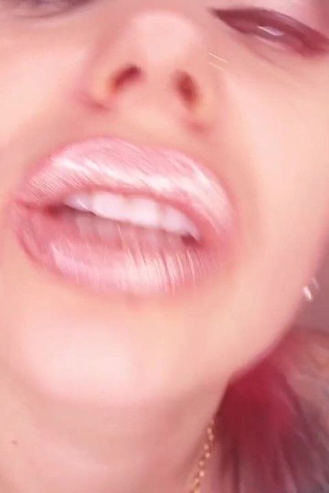 Sweat kissing dream is over loser!