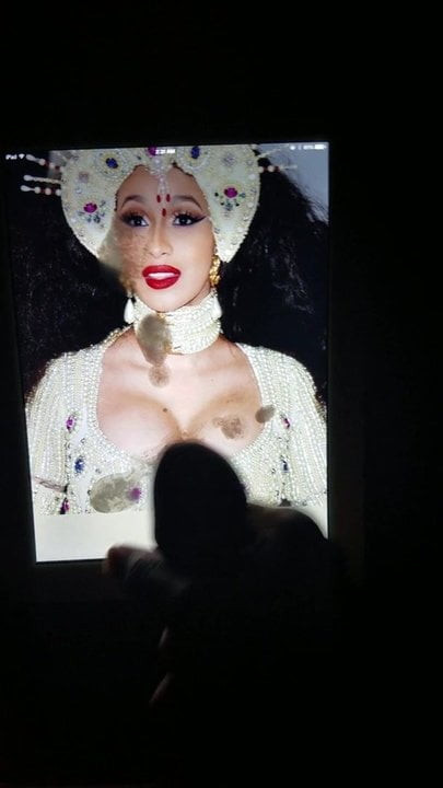 Cardi B 6