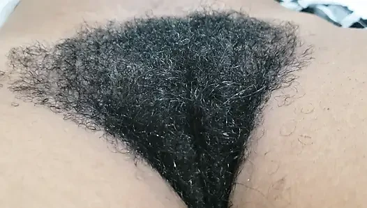 Doğal kıvrımlı amatör kıllı amcık orta yaşlı seksi kadın anları