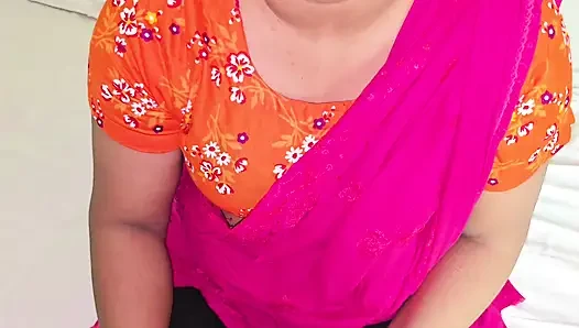 Yeni çalışan kız evde sikişiyor