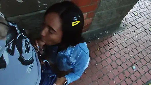 Colombian Woman Has Sex in Public with a Tourist