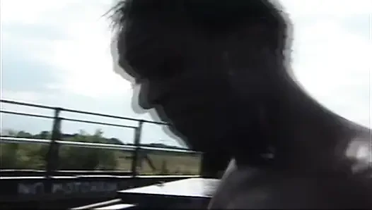 Британские приключения Big Omar: Анальные крошки на Канале (2001)