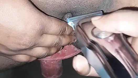 I'm taking a shower in the bathroom today, I'm saving today.