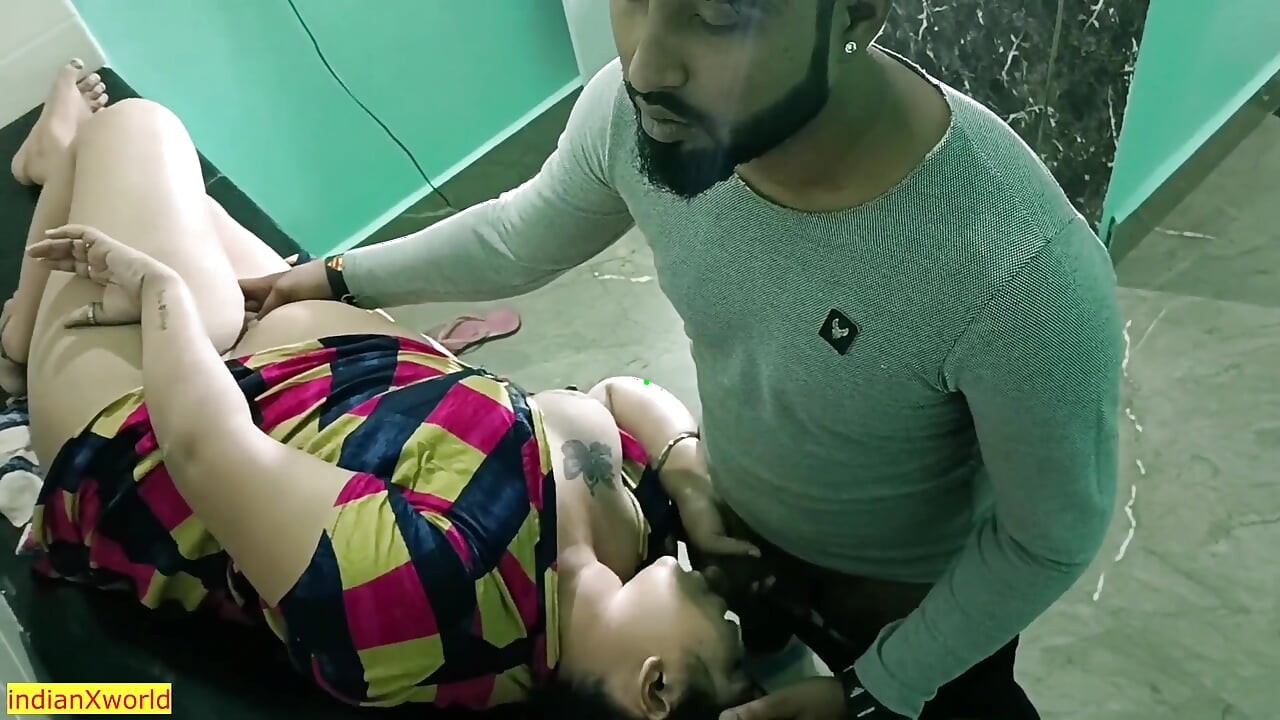 Hot Bhabhi Roleplay Sex With New Boy