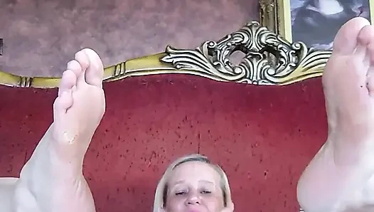 Büyük siyah dildo'mla yoğun solo eğlence
