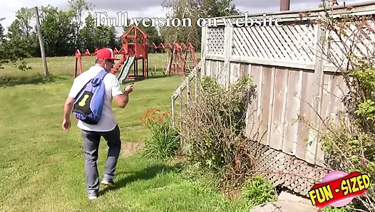 FunSize Teens - ein zierliches Cosplay als ein Pokemon wird im freien gefickt