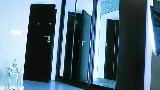 Hasta la vista, sayang!