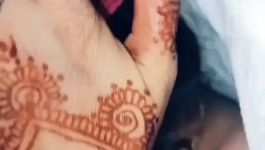 Сводная сестра моей подруги сосет у моей повара