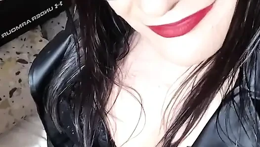 Seksi iç çamaşırı giymiş Shemale Kız, Kışkırtıcı ve Zarif
