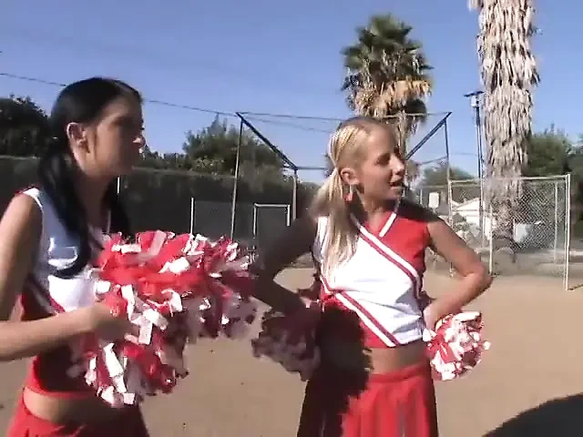 Young Bitch Vs 1 Big Cock!!